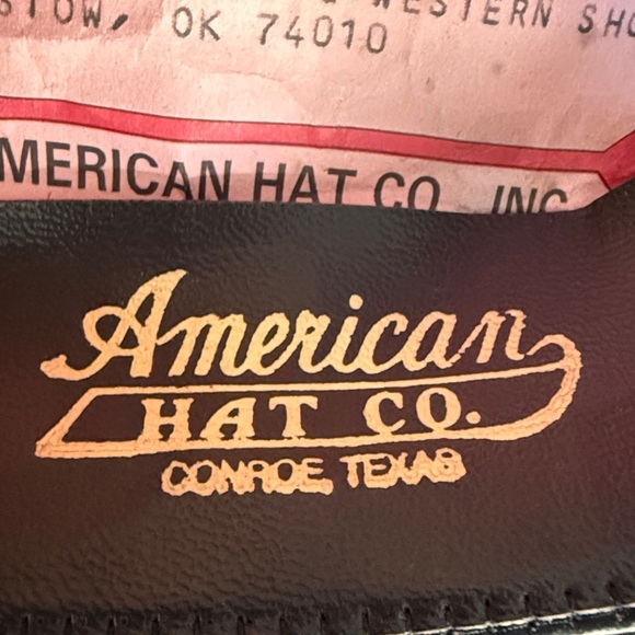 Black Felt Hat w/Red Band & Accents. American Hat Co Cowboy/Western. Size 6 5/8.